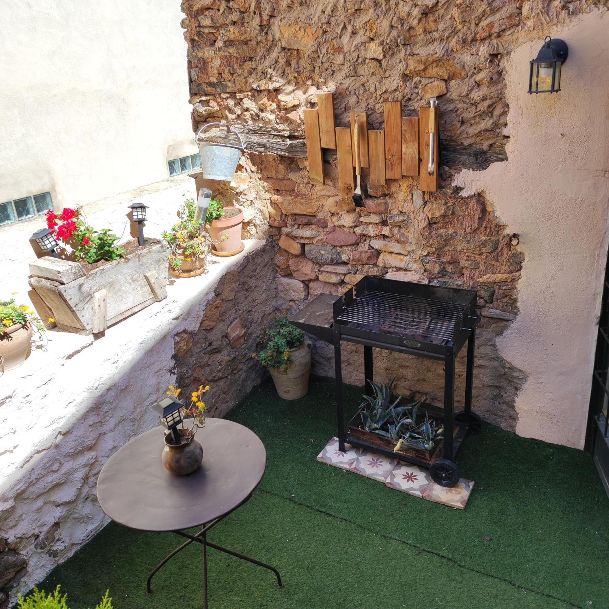 Alcoba Con Patio Del Siglo XIX Villa Villanueva de Viver Buitenkant foto